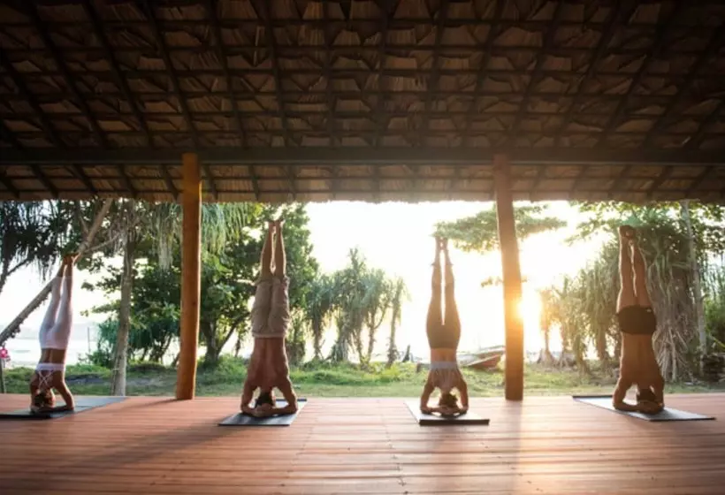 Resort Talalla Retreat