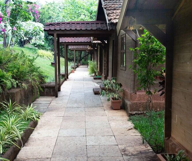 Stone Water Eco Resort