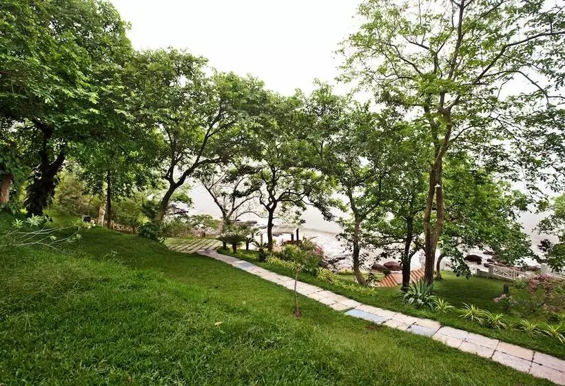 Stone Water Eco Resort