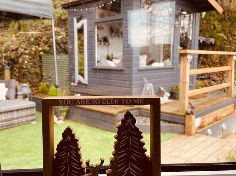 A Beautiful, Unique Lodge, Made For Two