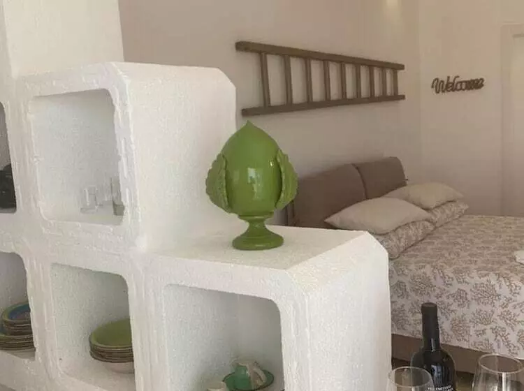 Aamiaismajoitus (B&B) Feudi Mandolivo