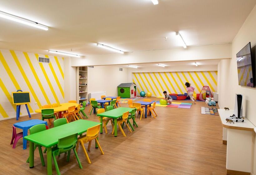 Brown Beach Chalkida Kosher Resort, A Member Of Brown Hotels