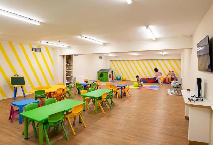 Brown Beach Chalkida Kosher Resort, A Member Of Brown Hotels