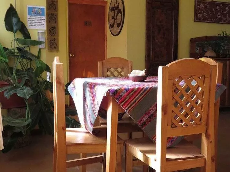 Hostal Ashpai