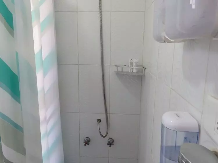 Hostal Ashpai