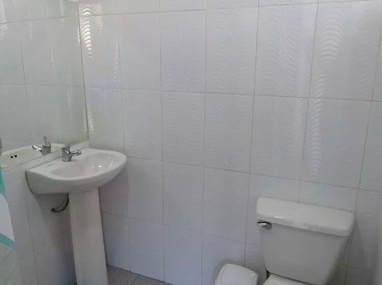 Hostal Ashpai