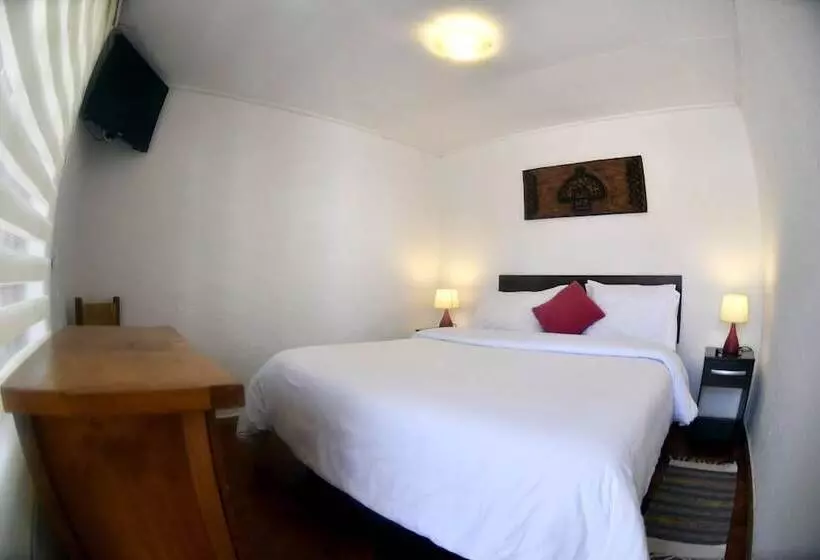Hostal Ashpai