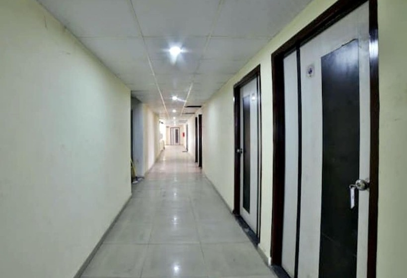 בית מלון כפרי Aeron Plaza