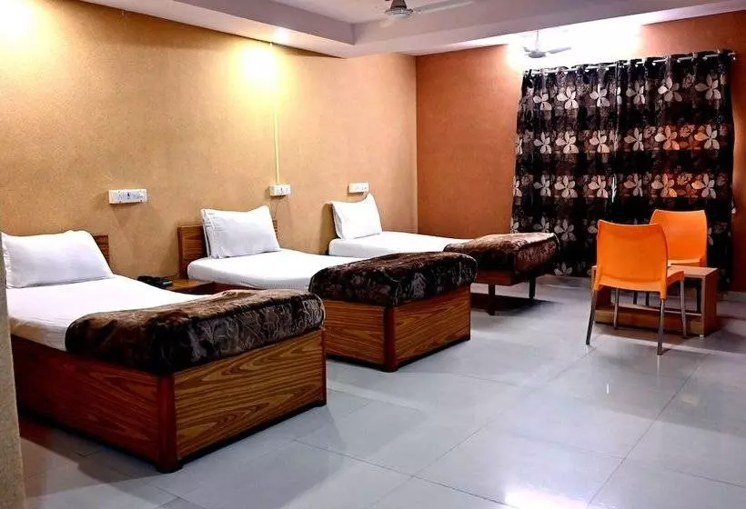 Hotelli Aeron Plaza
