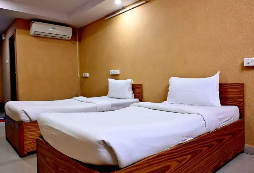 Hotelli Aeron Plaza