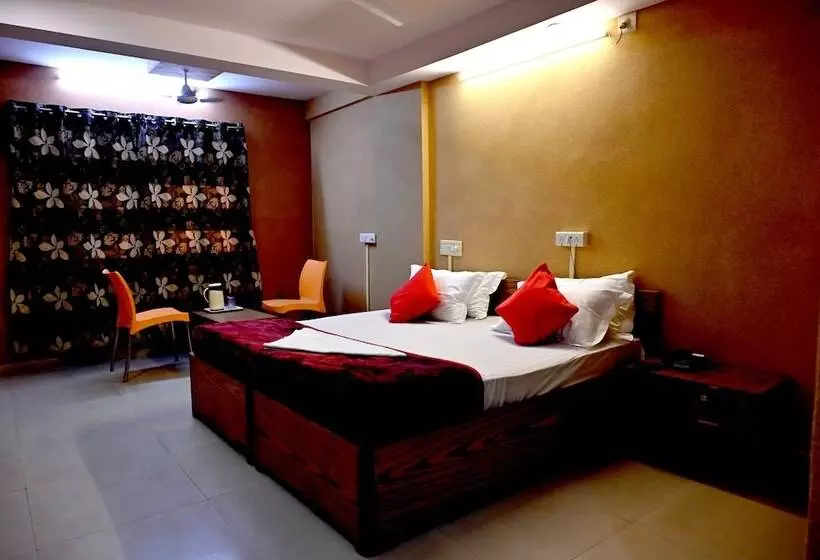 Hotelli Aeron Plaza