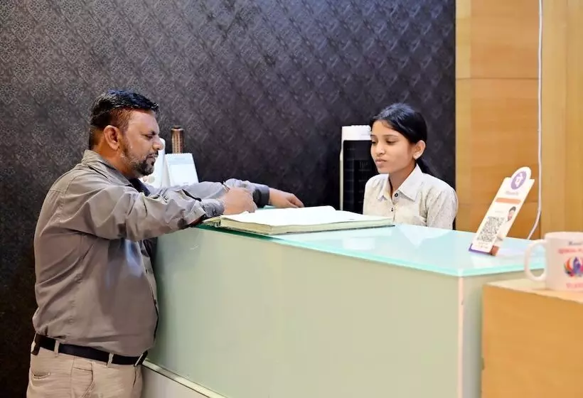 Hotelli Aeron Plaza