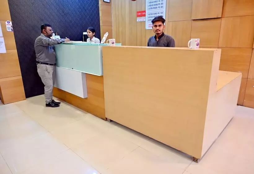 Hotelli Aeron Plaza