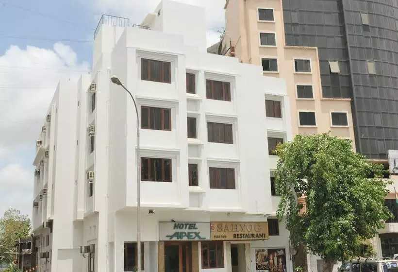 هتل Apex Surat