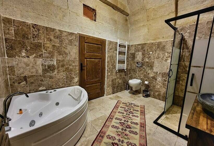 هتل Lavinia Cappadocia Cave