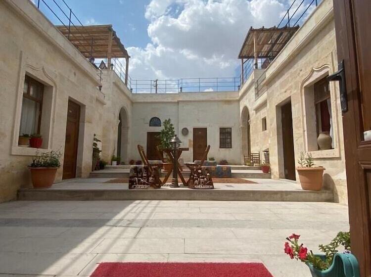 هتل Lavinia Cappadocia Cave