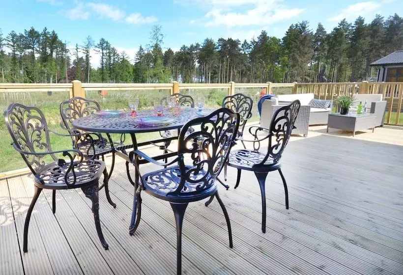 Hotelli Hollicarrs   Kingfisher Lodge