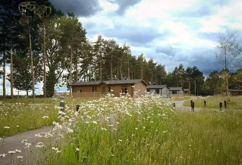 Hotelli Hollicarrs   Kingfisher Lodge