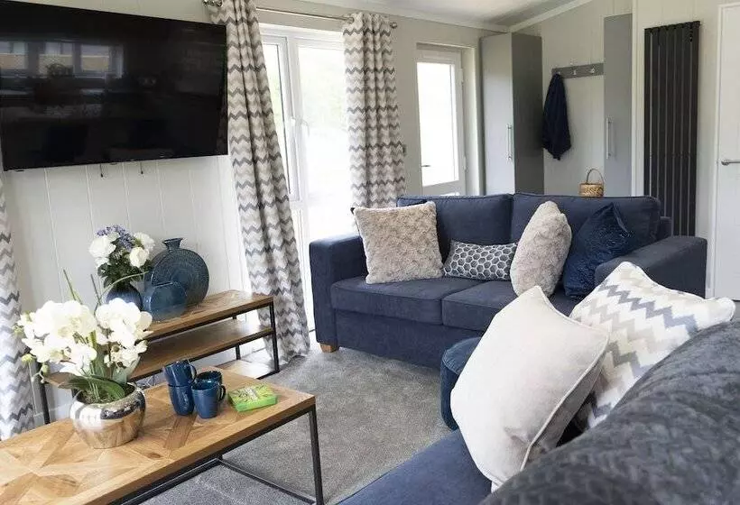 Hotelli Hollicarrs   Kingfisher Lodge