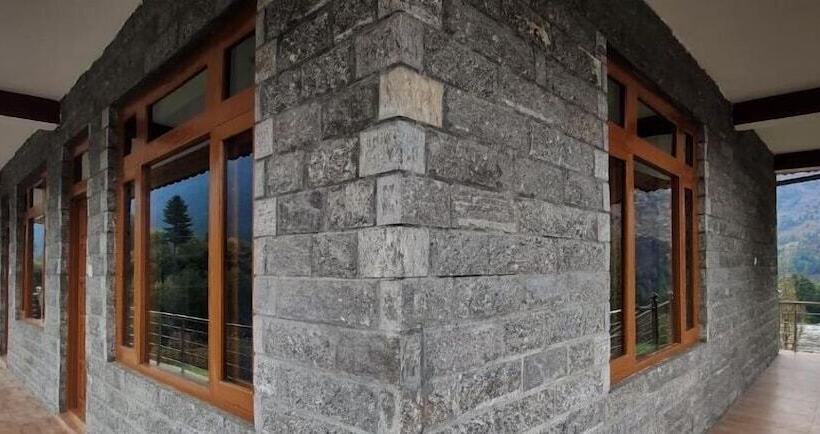 בית מלון כפרי Jojo S Nest