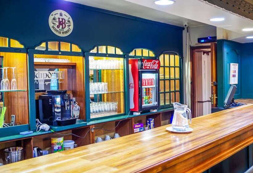 ホテル Katberg Mountain Resort &