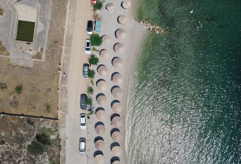 בית מלון כפרי Korfos