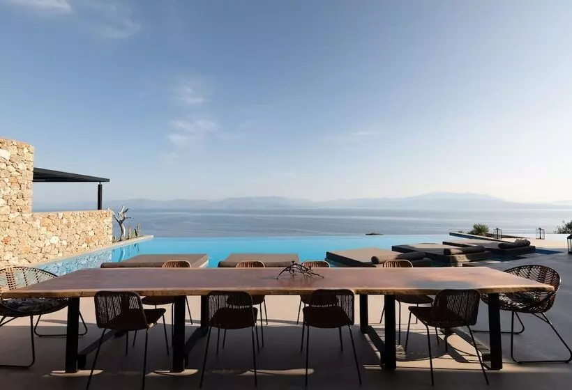 Hotelli Le Grand Bleu Resort