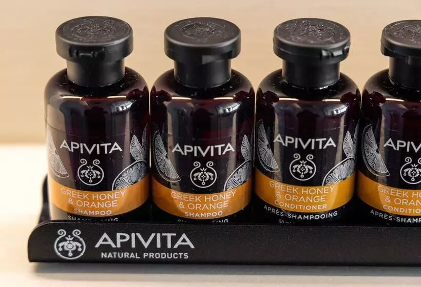 Hotelli Le Grand Bleu Resort