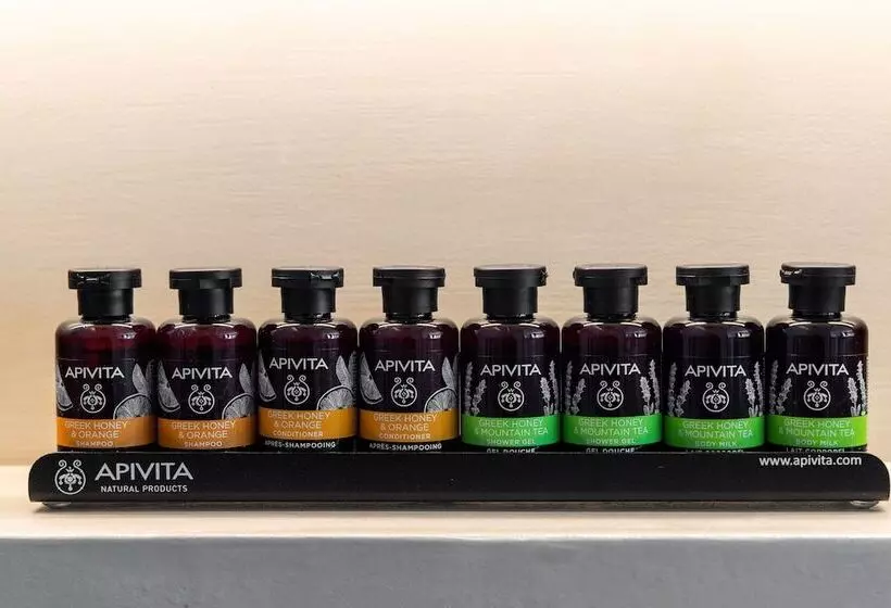 Hotelli Le Grand Bleu Resort