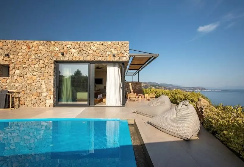 Hotelli Le Grand Bleu Resort