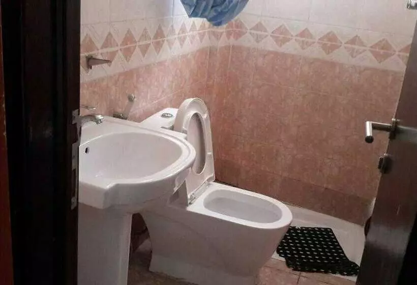 هتل Roza