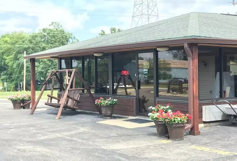 Hotelli The Inn At Gull Lake