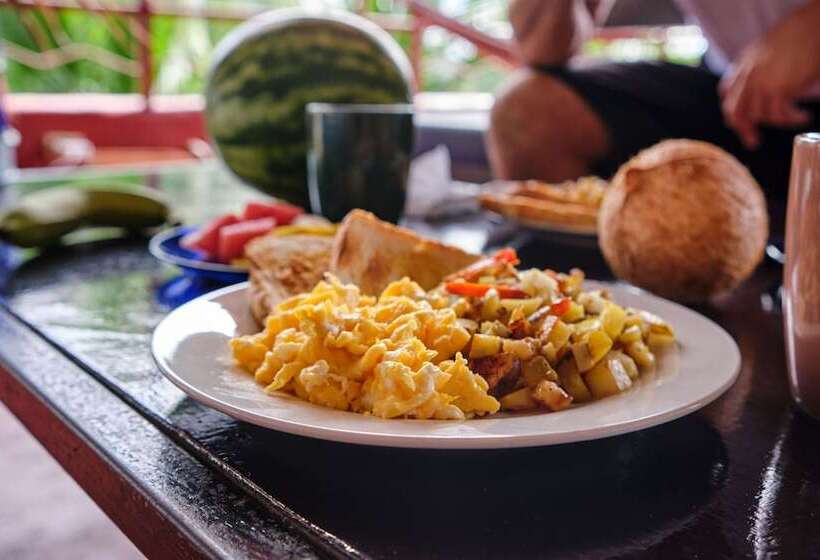 هتل Villas Jacquelina