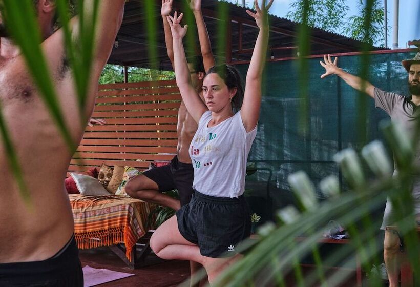 هتل Villas Jacquelina