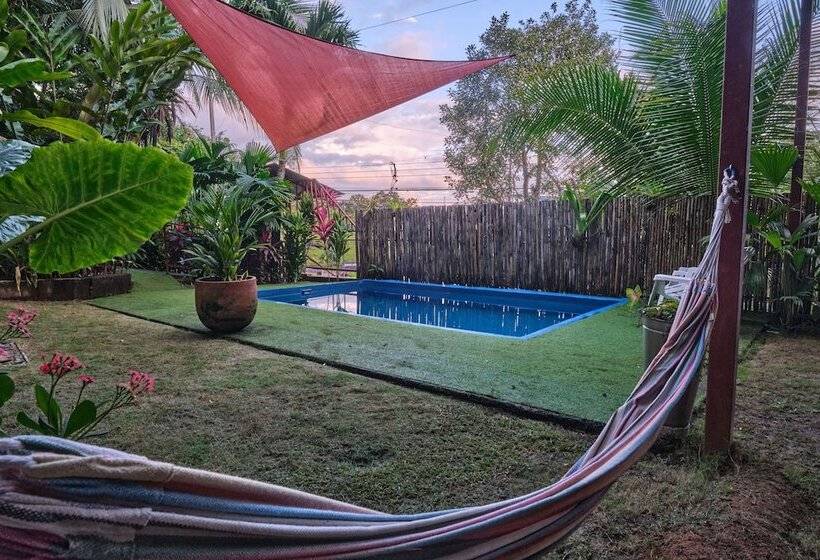 هتل Villas Jacquelina