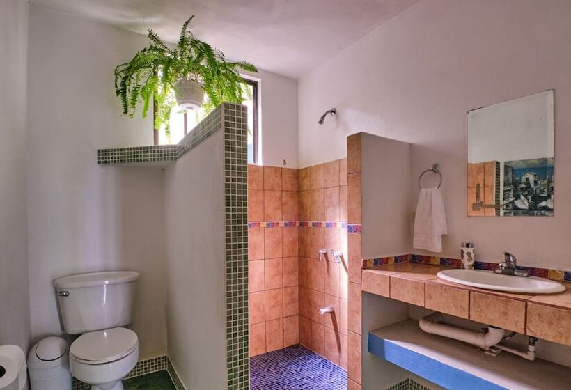 هتل Villas Jacquelina