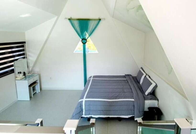 Отель Yangyang Star Over The Sea Pension