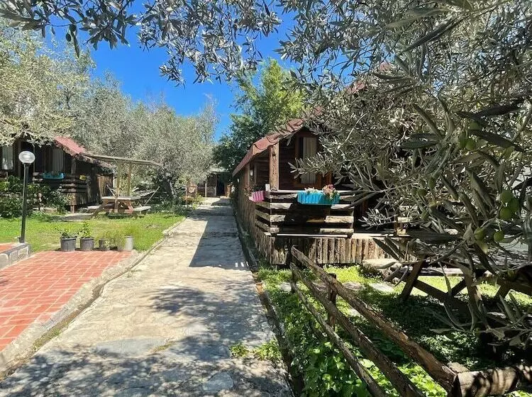 Hotelli Zeytindagi Bungalow