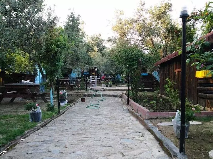 Hotelli Zeytindagi Bungalow