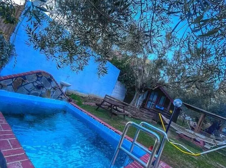 Hotelli Zeytindagi Bungalow