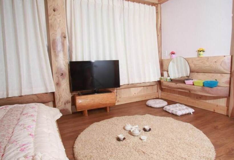 Jeju Bille Tongnamuhyuyang Pension
