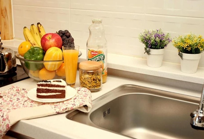 Jeju Bille Tongnamuhyuyang Pension