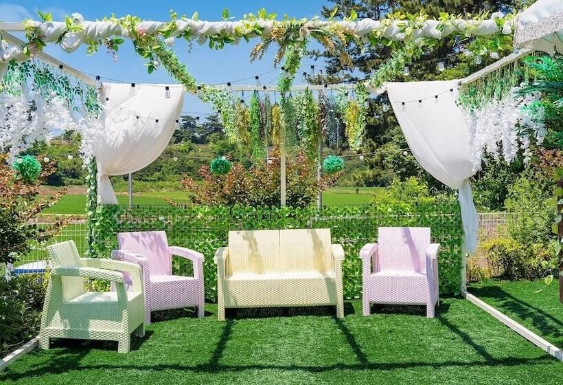 Pensiune Taean Yoyo Kids Poolvilla