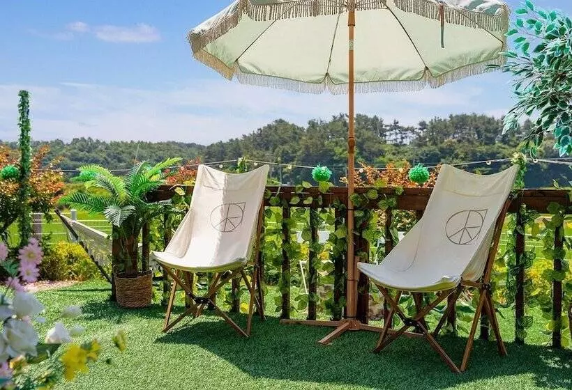 Majatalo Taean Yoyo Kids Poolvilla