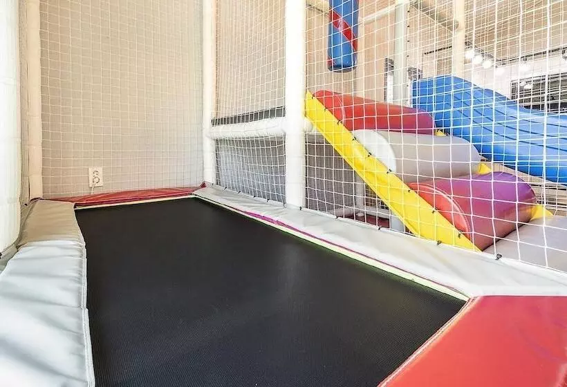 Majatalo Taean Yoyo Kids Poolvilla