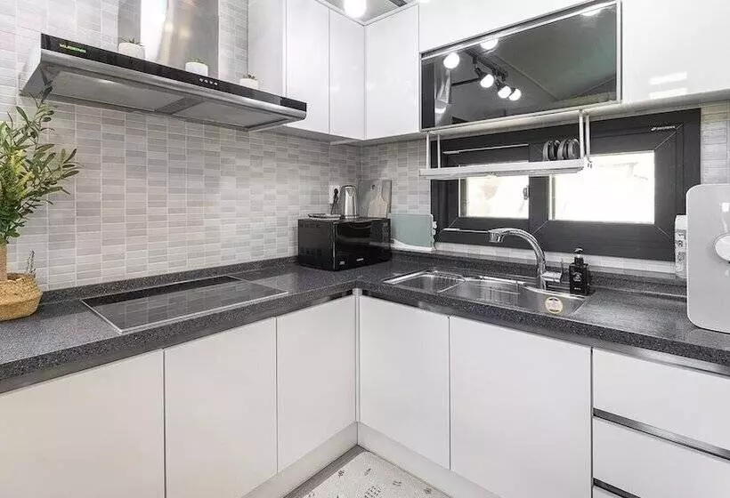 Majatalo Taean Yoyo Kids Poolvilla