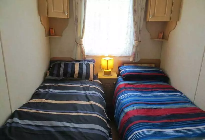 Tiny S Place
