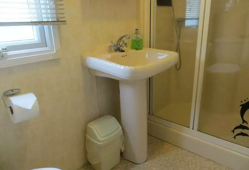 Tiny S Place