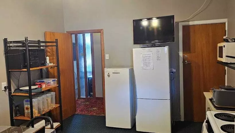 Motelli Whitehorse Inn