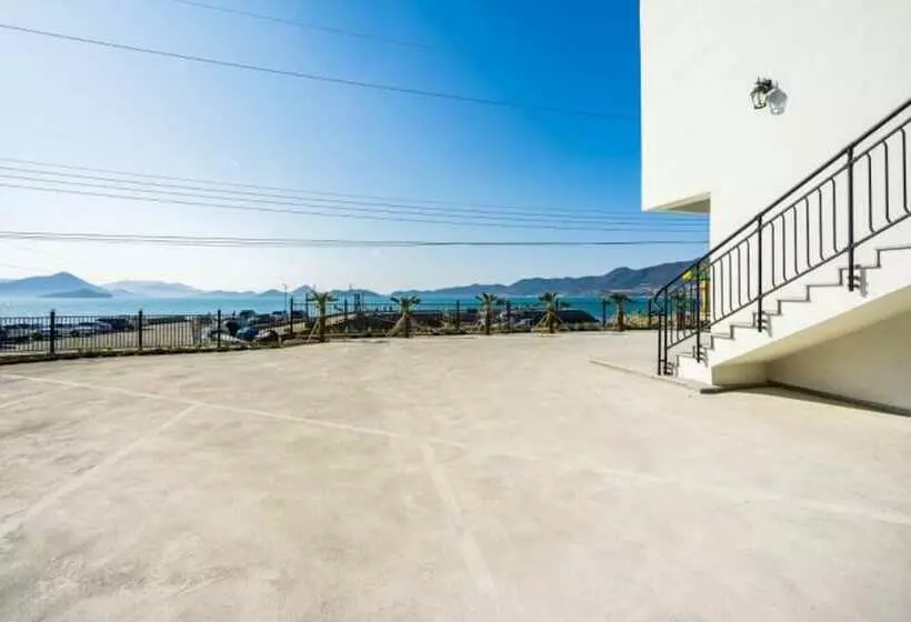 Yeosu Wayo Ocean View Pension
